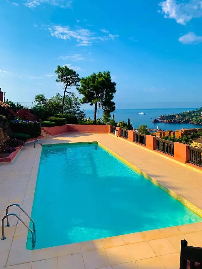 Superbe 2 Pieces - 4 Couchages - Clim - Parking - Piscine Residence Théoule-sur-Mer France